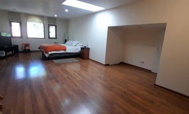 Casa en Arriendo en Los Halcones / Bernardo Larraín Cotapos