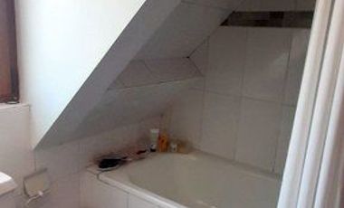 Casa en Arriendo en Los Halcones / Bernardo Larraín Cotapos