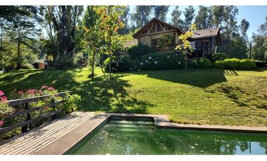 GRAN CASA PATRONAL CON CABAÑA Y BODEGA