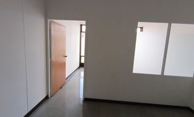 OFICINA EN ARRIENDO EN EL CENTRO/MANIZALES