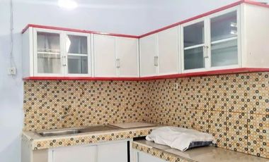 Dijual Rumah dalam Kompleks