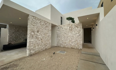 Venta de Casa 3 Habitaciones en Privada Conkal