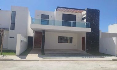 CASA EN VENTA EN MERIDA, PRIVADA PRADERAS DEL MAYAB, ENERO 2026
