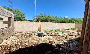 CASA EN VENTA EN MERIDA, PRIVADA PRADERAS DEL MAYAB, ENERO 2026