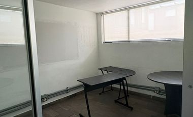 OFICINA EN RENTA EN SATELITE DE 160 METROS Y TERRAZA DE 30MTS
