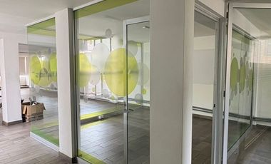 OFICINA EN RENTA EN SATELITE DE 160 METROS Y TERRAZA DE 30MTS