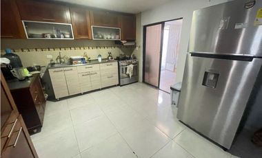Vendo casa comercial barrio Ciudad Jardín en Barranquilla