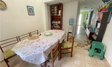 Vendo casa comercial barrio Ciudad Jardín en Barranquilla