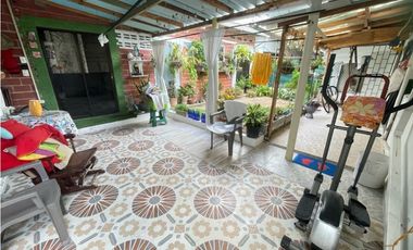 Vendo casa comercial barrio Ciudad Jardín en Barranquilla