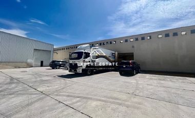 Bodega renta CERRILLO VISTA HERMOSA - Con estacionamiento y uso de medio baño