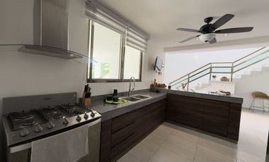 Casa en Venta con Paneles Solares dentro de Privada en Conkal Yucatán