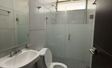 Casa en Venta con Paneles Solares dentro de Privada en Conkal Yucatán