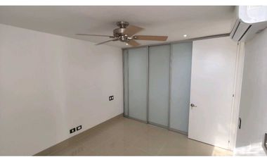 Apartamento en primera línea de playa salguero Santa Marta - 005