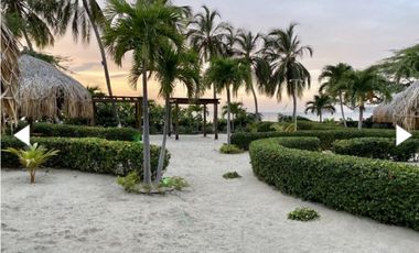 Apartamento en primera línea de playa salguero Santa Marta - 005