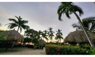 Apartamento en primera línea de playa salguero Santa Marta - 005