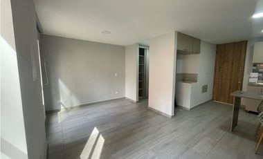 Arriendo Apartestudio en el Centro