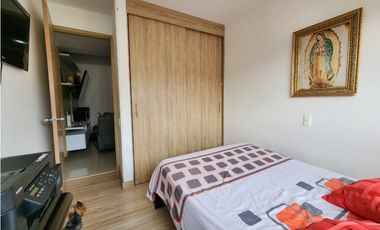 AMPLIO Y PERMITE RENTAS CORTAS. EN SABANETA