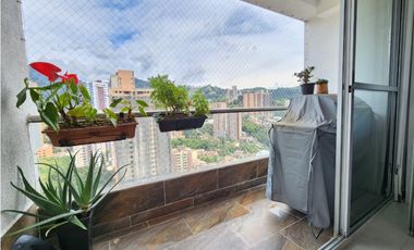 AMPLIO Y PERMITE RENTAS CORTAS. EN SABANETA