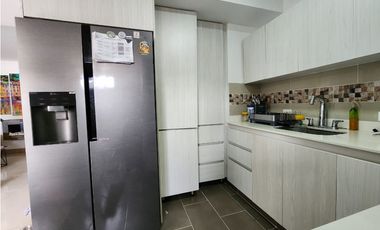 AMPLIO Y PERMITE RENTAS CORTAS. EN SABANETA