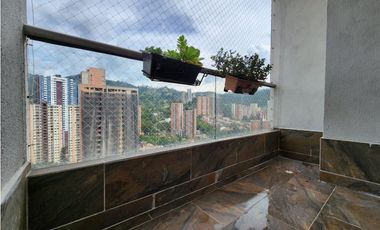 AMPLIO Y PERMITE RENTAS CORTAS. EN SABANETA