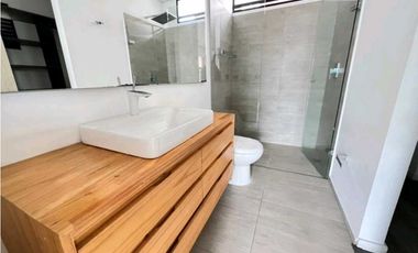 Arriendo apartaestudio en Envigado-Las Brujas