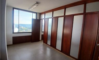 ARRIENDO OFICINA EN CENTRO DE MANIZALES | ARRIENDOS MANIZALES