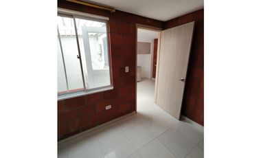 SE ARRIENDA CASA EN BARRIO COLINAS DEL BOSQUE - DOSQUEBRADAS