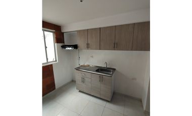 SE ARRIENDA CASA EN BARRIO COLINAS DEL BOSQUE - DOSQUEBRADAS