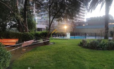 POETA VICENTE HUIDOBRO/ LUIS VALENZUELA, VILLA MACUL