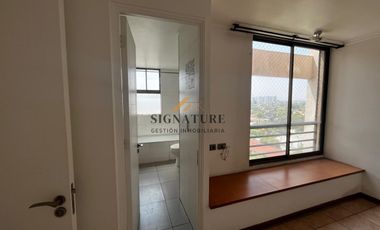 POETA VICENTE HUIDOBRO/ LUIS VALENZUELA