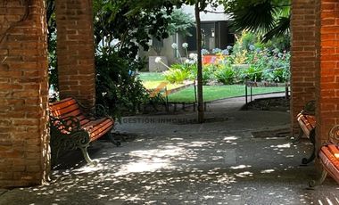 POETA VICENTE HUIDOBRO/ LUIS VALENZUELA