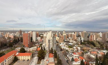 Alquiler Dpto. 2 Dorm. y 2 Baños con Cochera Nivel Gerencial - Centro de Neuquén