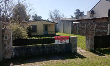 VENDE CASA EN PEREZ