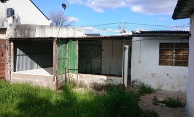 VENDE CASA EN PEREZ