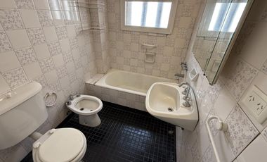 2 AMB piso alto centro de Acassuso