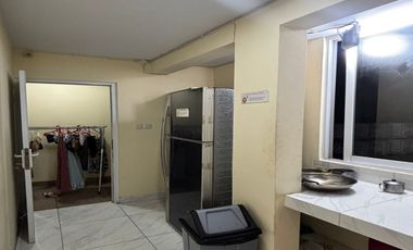 Tempat Kost dan Usaha, Baru 2025, 4 Lantai, 99% terisi, Omzet 1M /thn
