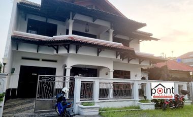 Rumah Nyaman 2lantai Tengah Kota Akses Lebar Kerten Solo