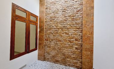 Rumah Mewah 261m² Gress Dekat Fave Hotel Solo