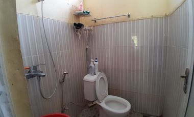 Rumah Hunian Dan Tempat Usaha Tengah Kota Karangasem Solo