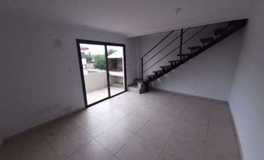 Alquiler Duplex 2 dorm Arguello Village c/cochera