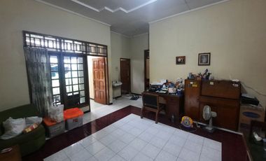 Rumah Luas Lingkungan Aman Dekat Jln Slamet Riyadi Penumping