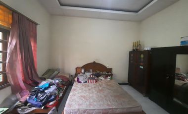 Rumah Luas Lingkungan Aman Dekat Jln Slamet Riyadi Penumping