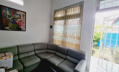 Rumah Nyaman Asri Dan Luas Mangkubumen Solo