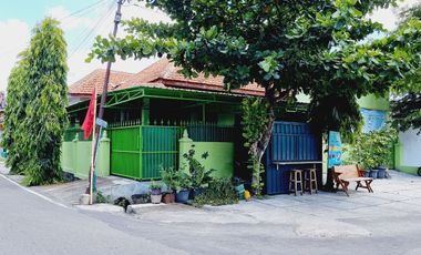 Rumah Hook Strategis Tengah Kota Sumber Solo