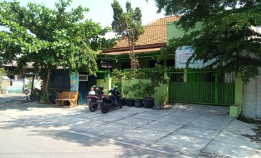 Rumah Hook Strategis Tengah Kota Sumber Solo