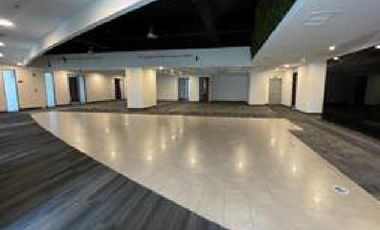 Oficina en renta acondicionada en Periférico Sur