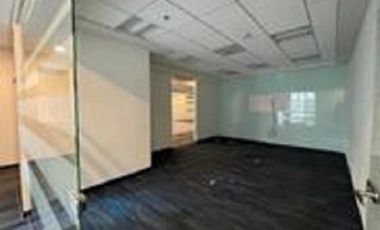 Oficina en renta acondicionada en Periférico Sur