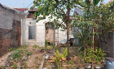 Dalam Komplek ! Rumah Bahan Hitung Tanah 1,5 Lantai Full Bata Merah