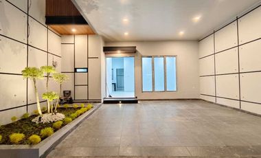 Rumah Baru Modern Tropis Dalam TownHouse Jagakarsa Jakarta Selatan