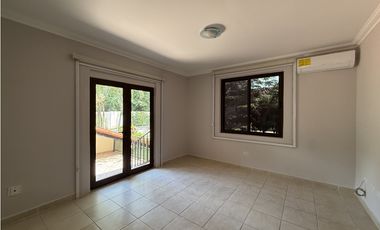 Se Alquila Casa con piscina en Camino de Cruces, Clayton